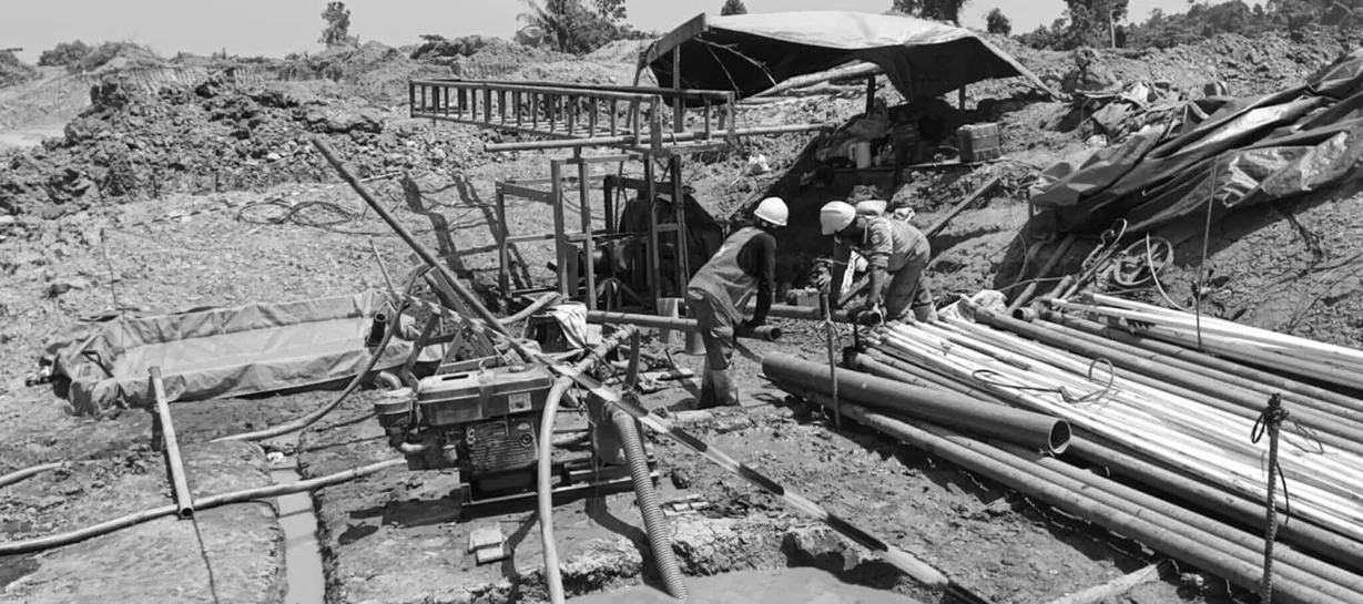 Peralatan Drilling Bit dan Button Hammer