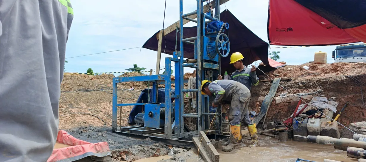 Pengeboran Sumur Dalam Inset
